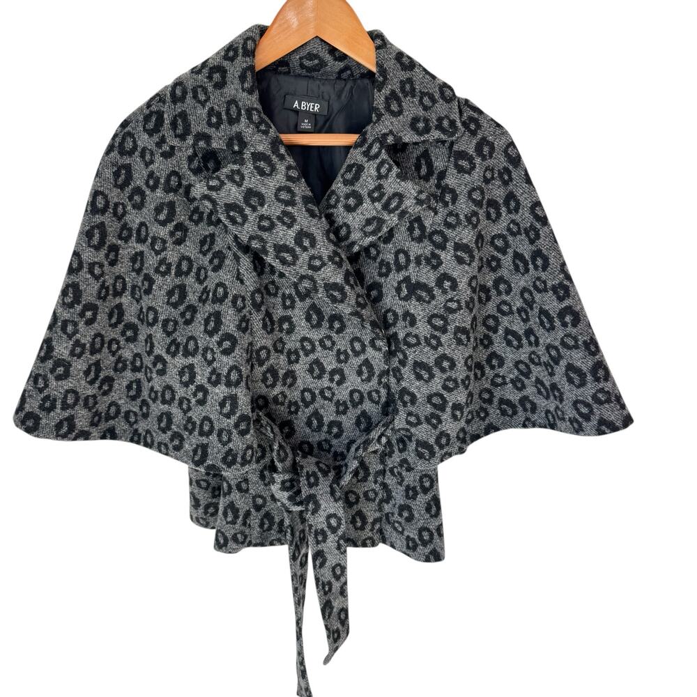 A. BYER Grey Black Leopard Print Cape Coat Jacket Size Medium
